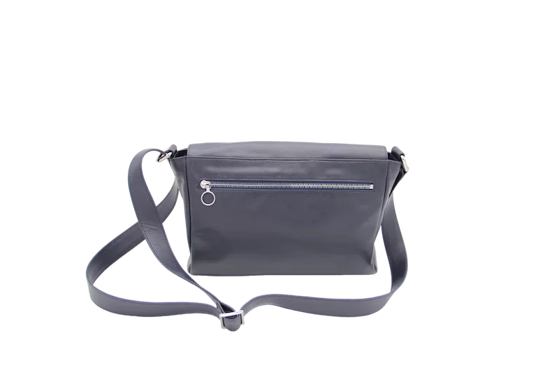 Princesse Petit Pois by Jessica Cohen Besace horizontale