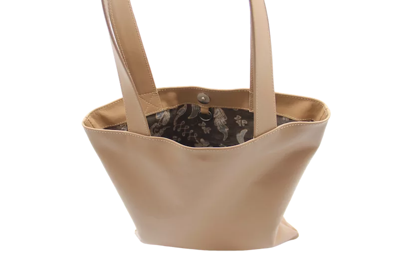 Princesse Petit Pois by Jessica Cohen Cabas